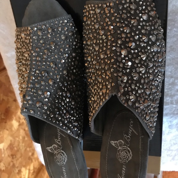 Shoes - Picture 5 of 5